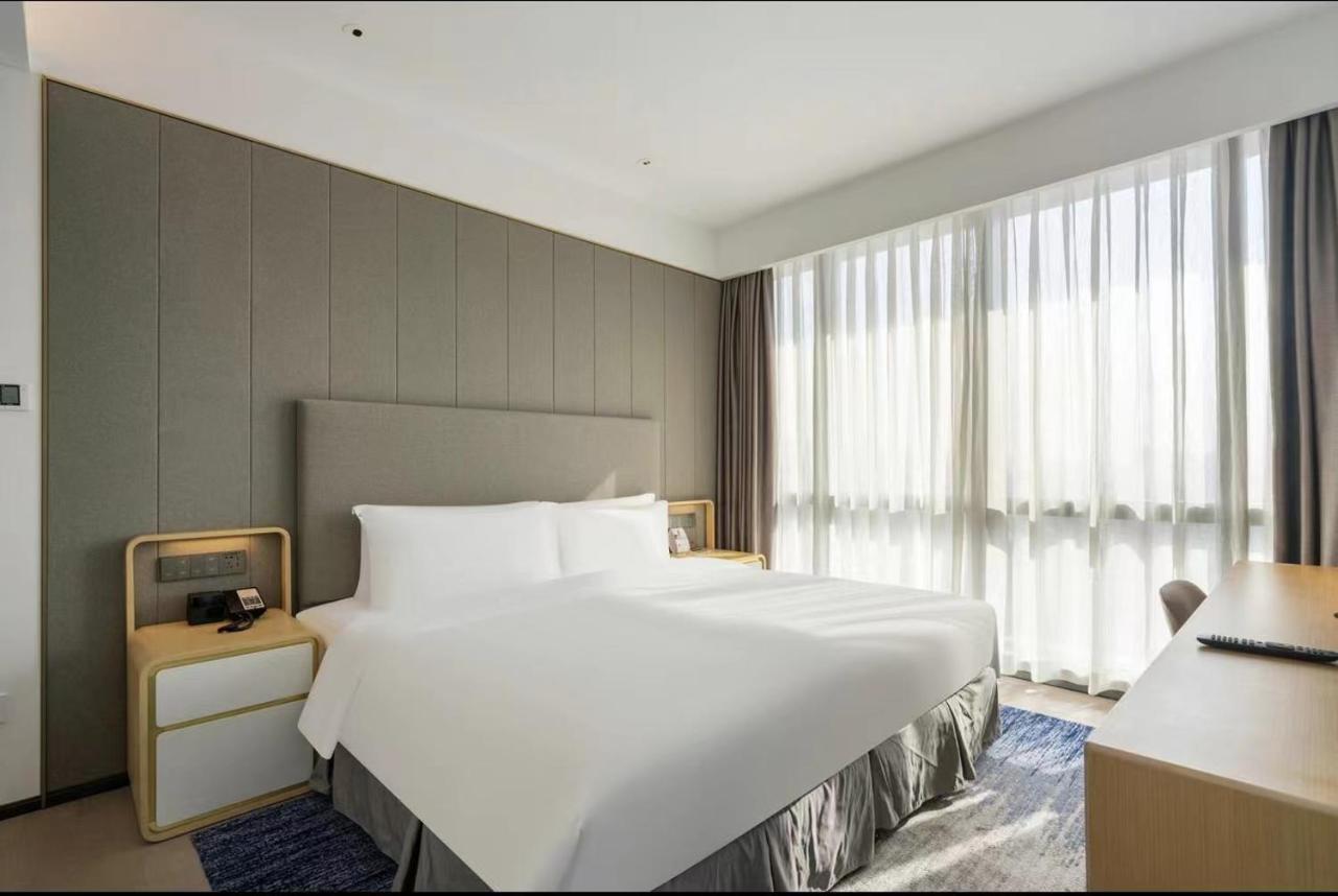 Ascott Raffles City Chongqing Exteriör bild