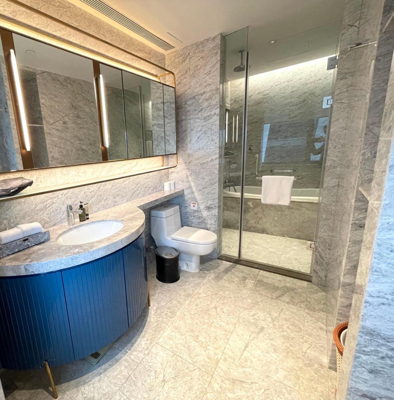 Ascott Raffles City Chongqing Exteriör bild