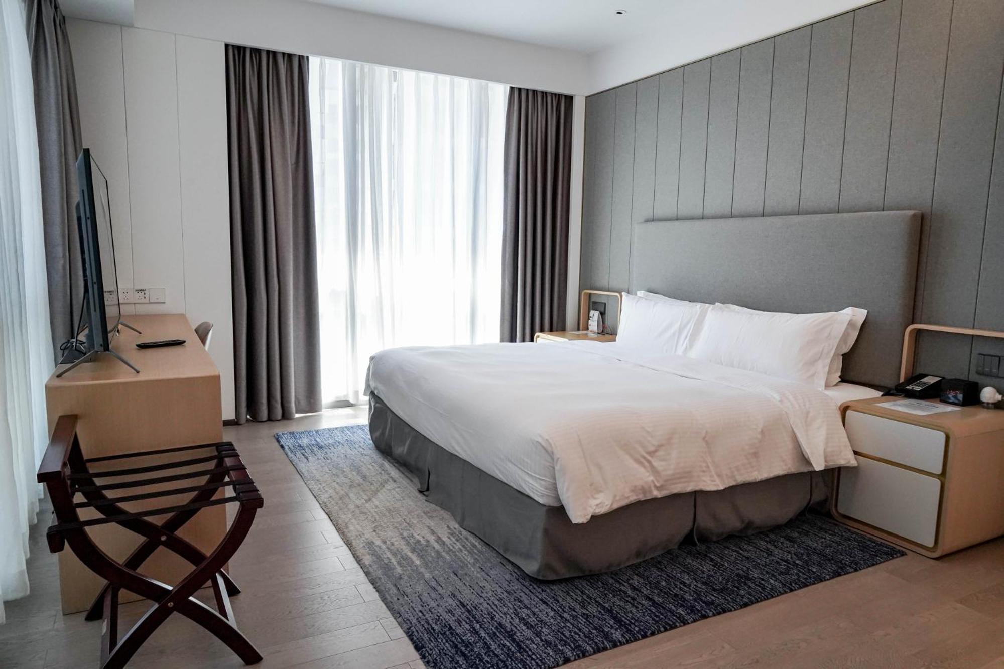 Ascott Raffles City Chongqing Exteriör bild